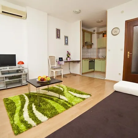 Apartment Apartman Belvedere